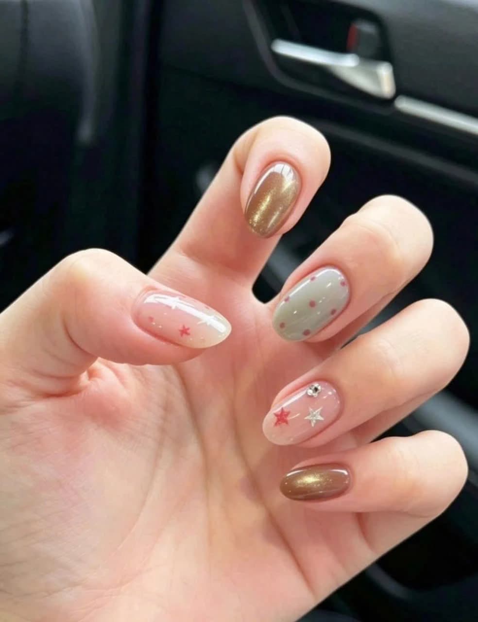 Professionele nagellak behandeling - [Tên Tiệm]
